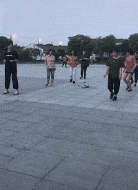 搞笑gif段子妹子,你这是什么表情