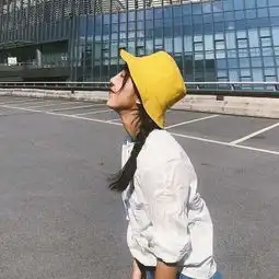 小清新帽子女头愿你路上有良人qq女生头像我要个性网