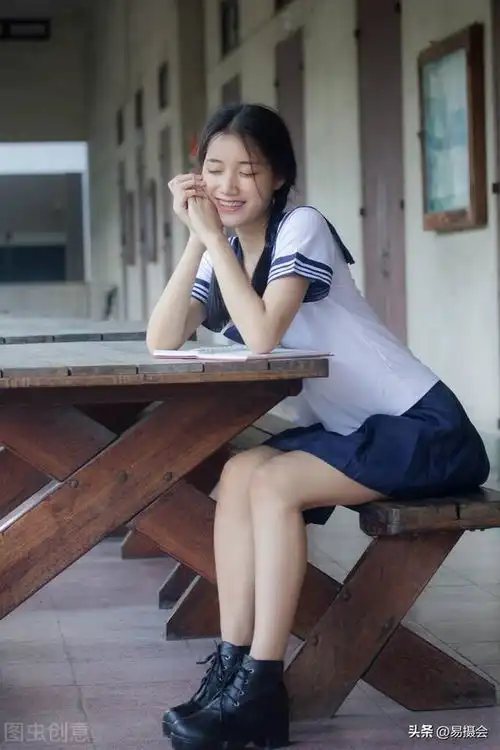 图上可爱jk制服少女摄影作品