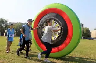 疯狂毛毛虫车轮滚滚穿越呼啦圈这么有趣的游戏你玩过吗