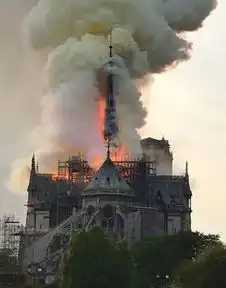 突发巴黎圣母院大火有些风景,一旦错过,就是永远......