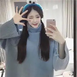 女生戴帽子搞怪头像2018撕碎回忆却逃不出有你的梦