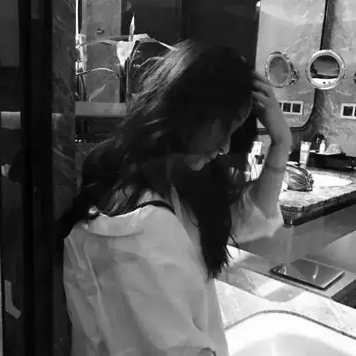头像曾经我也想过一了百了,现在依旧如此