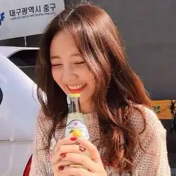 特别的qq昵称再加个图片十二岁小女孩