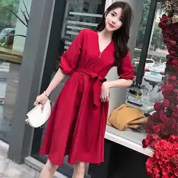 连衣裙红色流苏