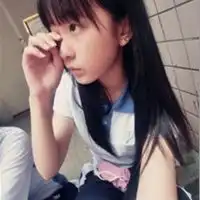 qq头像准备好右键果断收藏女生长发