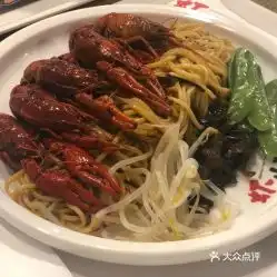 虾小士小龙虾轻食西单大悦城店的霸王龙虾面好不好吃用户评价口味怎么样北京美食霸王龙虾面实拍图片大众点评