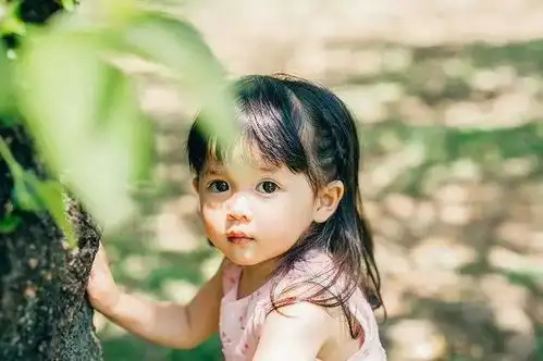 又一表情包女孩长大了,曾因超萌纸箱照爆红全网