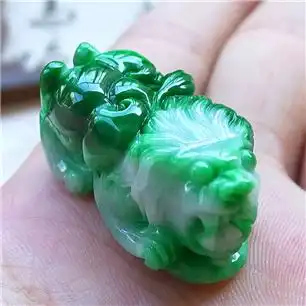 翡翠醒狮的寓意及其象征意义了解传统文化与风水作用