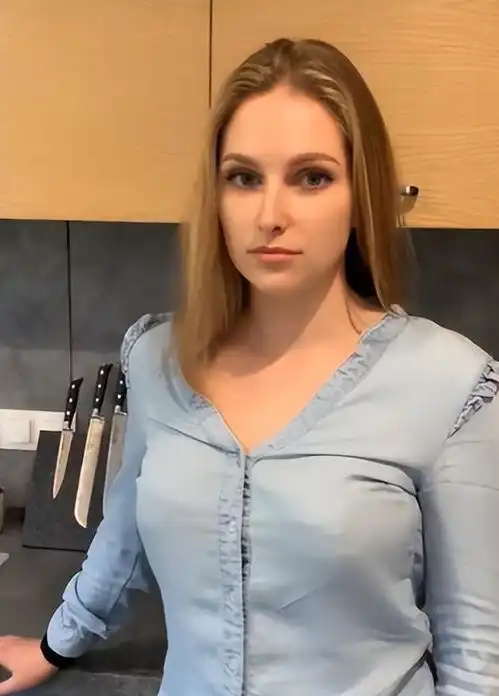 32岁河北小伙娶18岁乌克兰美女,为流量恶意造谣,最后自食恶果