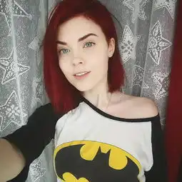 俄罗斯18岁少女,每天幻化成不同美女,网友表示太漂亮好想娶回家