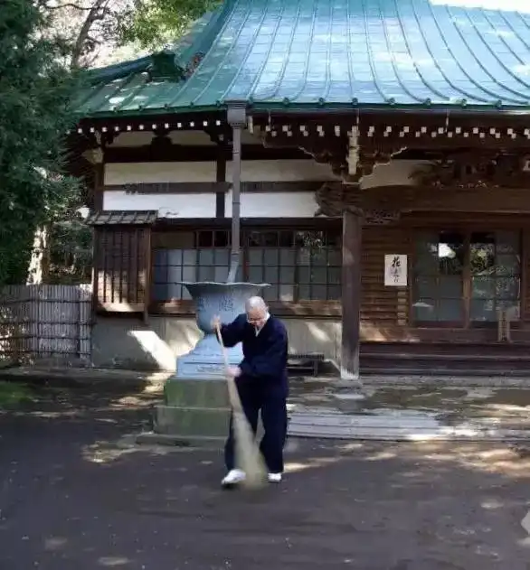 日本庭院枯山水的世界,国宝级枯山水设计师,竟是一位寺庙住持