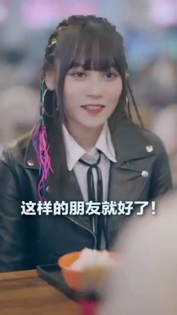 可怜之人必有可恨之处,酷女孩怒怼渣女太霸气,这才是真正的闺蜜