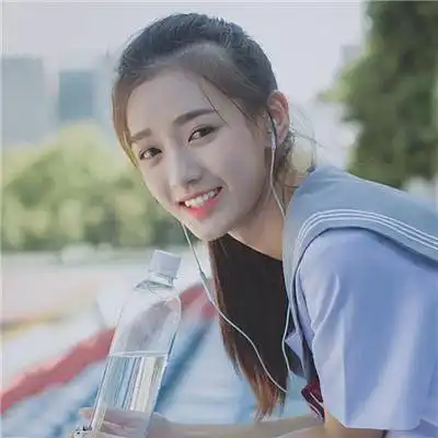 搞笑gif小姐姐猜丁壳真厉害,一个人打败了所有人