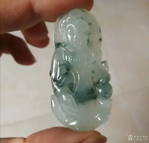 天然冰种飘蓝花厚桩观音挂件