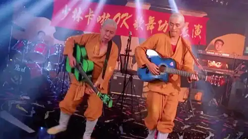 周星驰用最正经的表情,做最搞笑的舞蹈