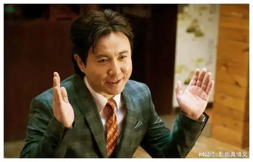 她软硬兼施将弟弟弄进娱乐圈,谁知自己没有火,弟弟成功走红