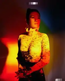 章子怡与女儿自拍晒合照,母女同框醒醒越来越像妈妈画面很温馨
