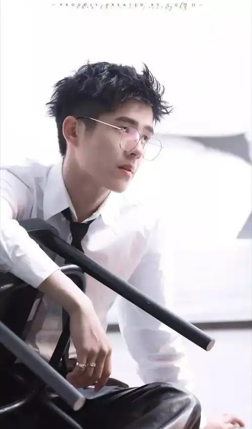 当男明星戴上金丝边眼镜,谁才是你心中斯文败类的最佳人选