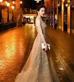 有种婚纱照叫刘亦菲,看到她换上婚纱那一刻,全世界都心动了