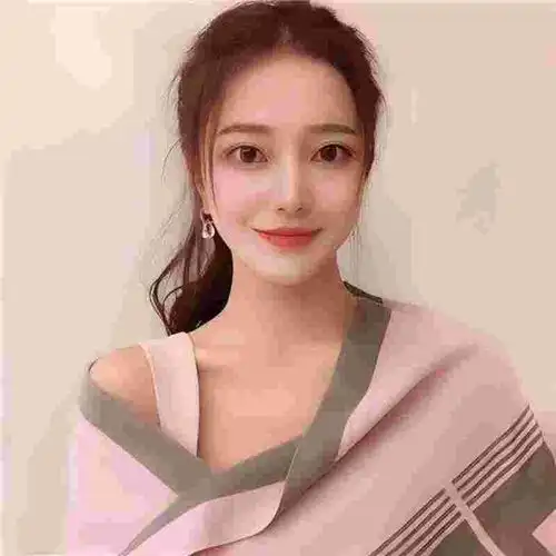 我约女儿在酒店房间见面,我的准女婿就怀疑我和女儿关系有异样