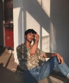 哥伦比亚禁欲男孩文艺名媛风男模felipejaramillo