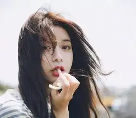 女人,在岁月中修养自己