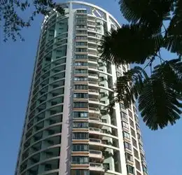 吕厝地铁口,东方巴黎广场,大三房,高层看公园全湖景精装修