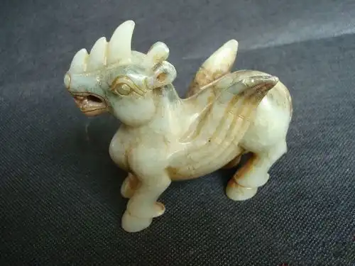 和田玉麒麟寓意都知道吗千万别送错了