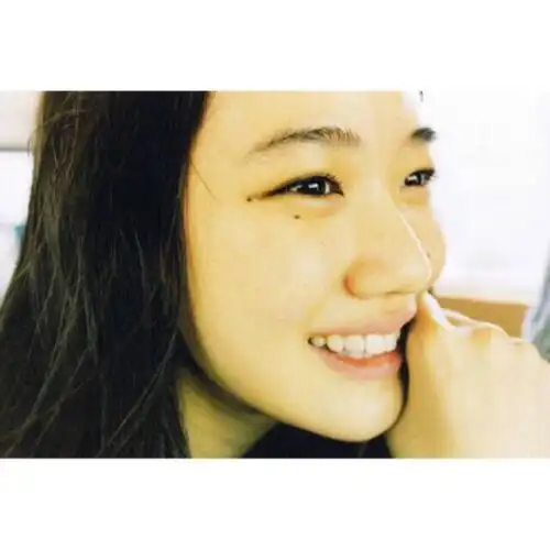适合做微商的女生头像清纯的