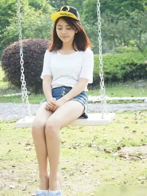 20岁演少女走红,30岁演少女爆红,她是怎么做到的