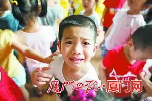 开学大片刷爆朋友圈萌娃眼泪想出来散步