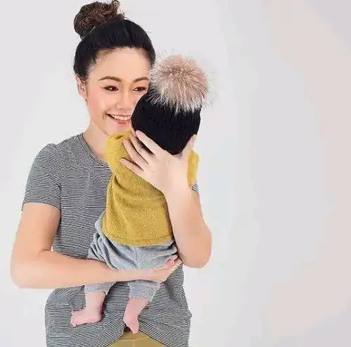 亿万香港名媛罗力力抱5个月女儿坠楼身亡,好友透露其疑患抑郁症