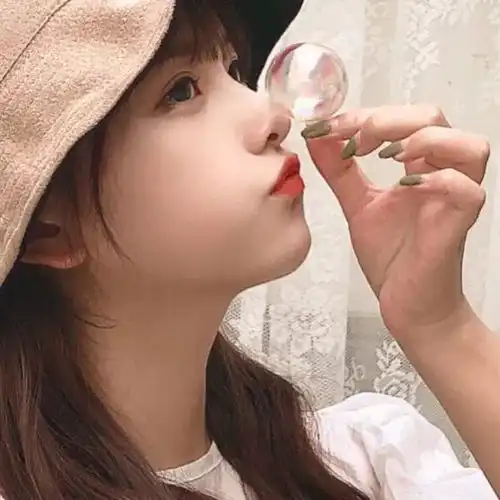 网易云热评这世上,只怕杀伐决断遇上藕断丝连,情意绵绵遇上见异思迁