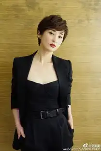 被帅到了蒋勤勤短发亮相干练又性感组图