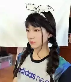 三小只集齐tfboys女装妩媚,磨人的小妖精