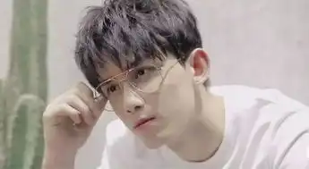 当男明星戴上金丝边眼镜,谁才是你心中斯文败类的最佳人选