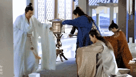 搞笑gif合集一根野生水管的驯服过程