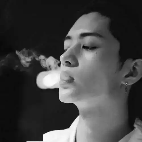 系列头像恋爱时大家好我搞对象了分手了不好意思搞错了和好了对不起大家没搞错