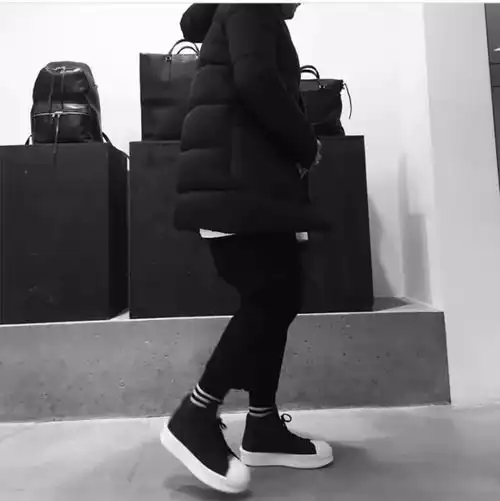 1nk耐k元旦级别男士运动休闲连帽卫衣开衫2oveize穿法定制顶级拉链秋冬男士中长款连帽保暖羽绒服