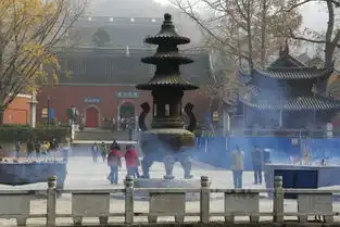 栖霞红叶红似火