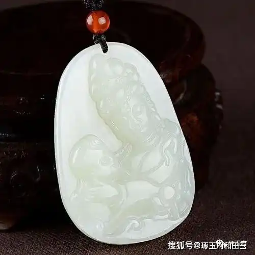 震惊赶紧看看自己的和田玉观音吊坠戴对了吗没想到这么多讲究