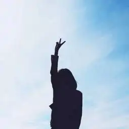 简约小清新背影头像好看的女生吃醋怀疑不是小气是害怕失去