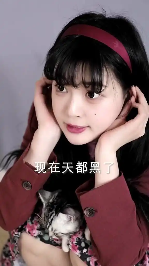 有一个猫系女友是什么体验
