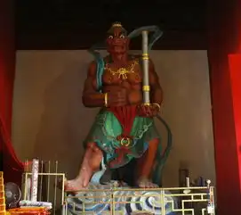 栖霞红叶红似火
