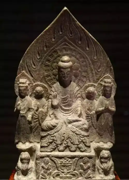佛教艺术东京国立博物馆里的中国佛像