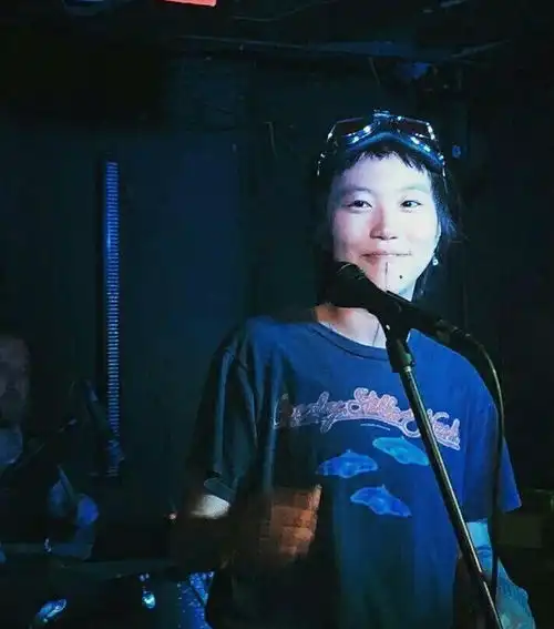 大女儿是音乐鬼才,小女儿巴黎走秀,王菲的女儿怎么这么优秀