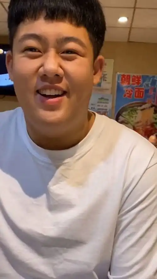 有个胖但很帅的男朋友是个什么体验,看完我酸了