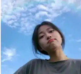 睡觉前头发是绑还是不绑89的女生做错了,难怪头发大把掉