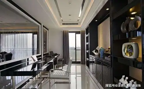 现代风与新古典的融合,深圳装修公司时尚生活的体现